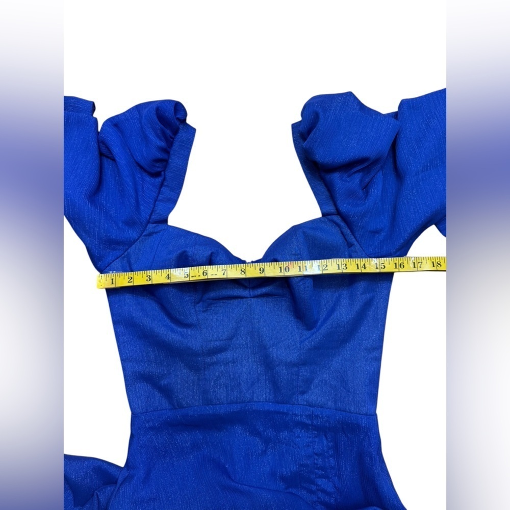 Rendoll Lagos.Blue Sweetheart Neckline Gown with Puff Sleeves - Picture 8 of 10